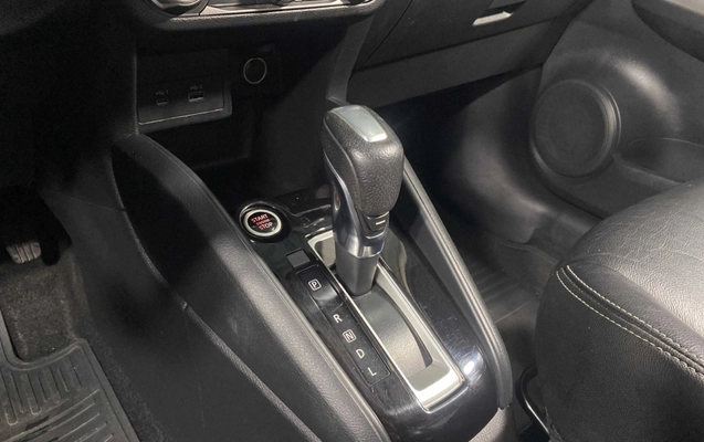 imagem-https://www.socarrao.com.br/sc-vehicle-images-prod/3734386/1788966303957-003_085e23a0fd1700fad4ef634e062282d3.jpg