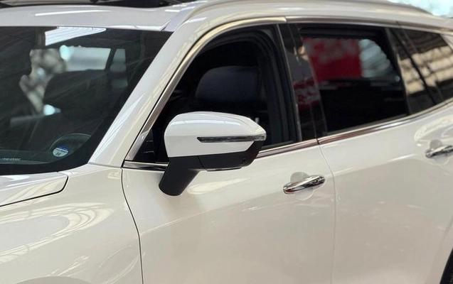 imagem-https://www.socarrao.com.br/sc-vehicle-images-prod/3734490/1789238633002-8372079_4_B_e39d71a20e.jpeg