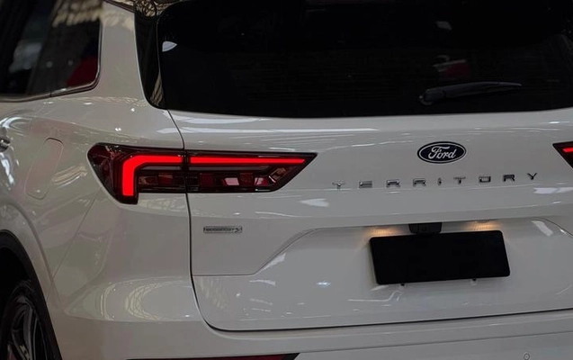 imagem-https://www.socarrao.com.br/sc-vehicle-images-prod/3734490/1789238633005-8372079_6_B_e85292d6ff.jpeg