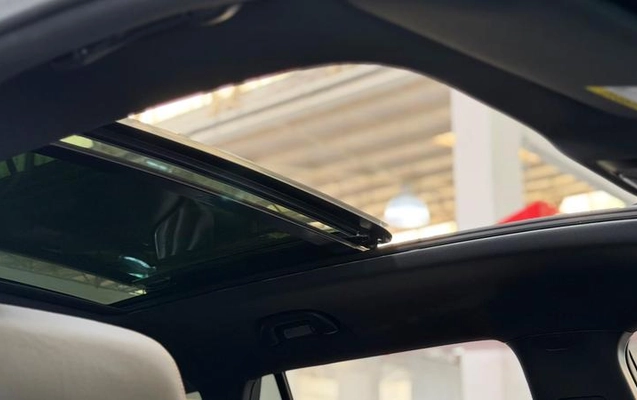 imagem-https://www.socarrao.com.br/sc-vehicle-images-prod/3734490/1789238633011-8372079_23_B_67dfdba2c4.jpeg