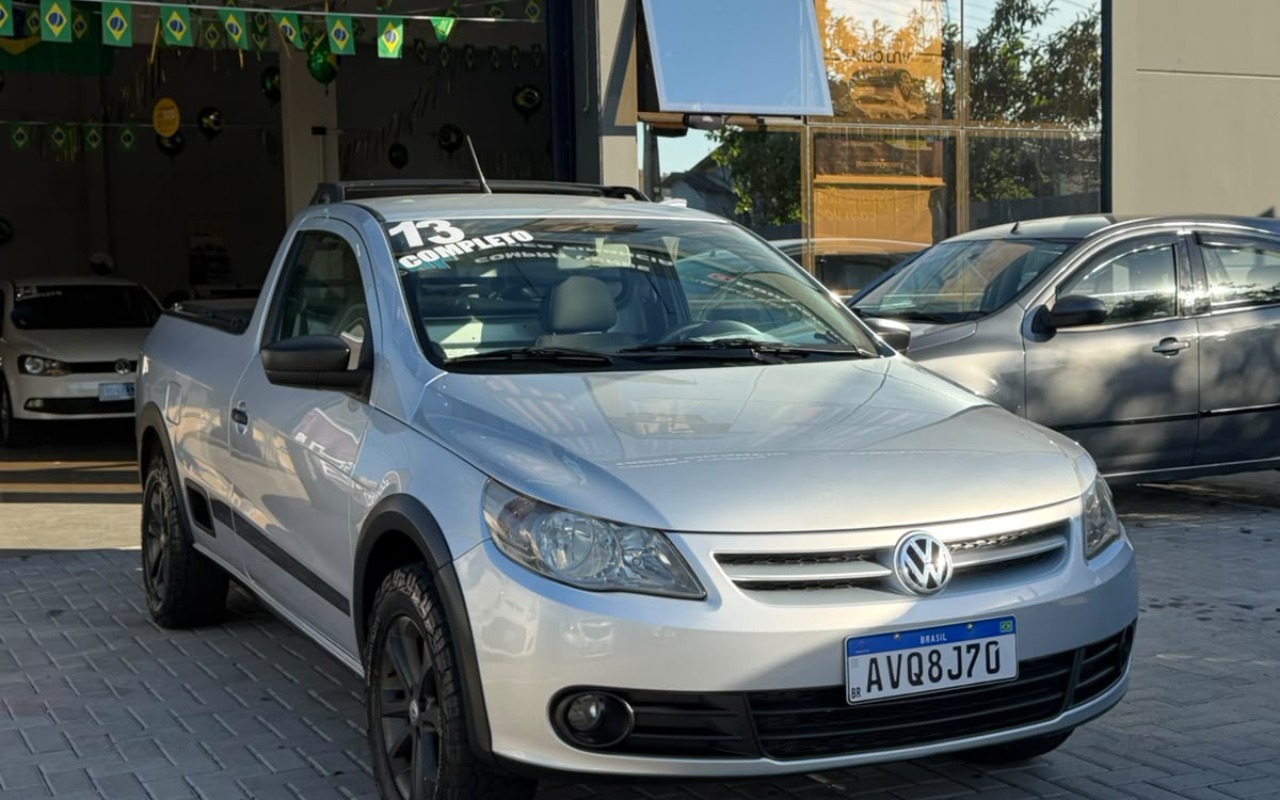 Volkswagen Saveiro 2013 Prata — foto 1 de 3