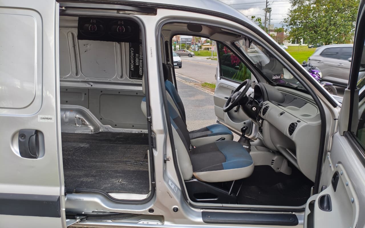 imagem-https://www.socarrao.com.br/sc-vehicle-images-prod/3734866/1789159163589-V2hhdHNBcHAgSW1hZ2UgMjAyNi0wOS0xMSBhdCAxNy4yNC4xMSAoNCkuanBlZw.jpeg