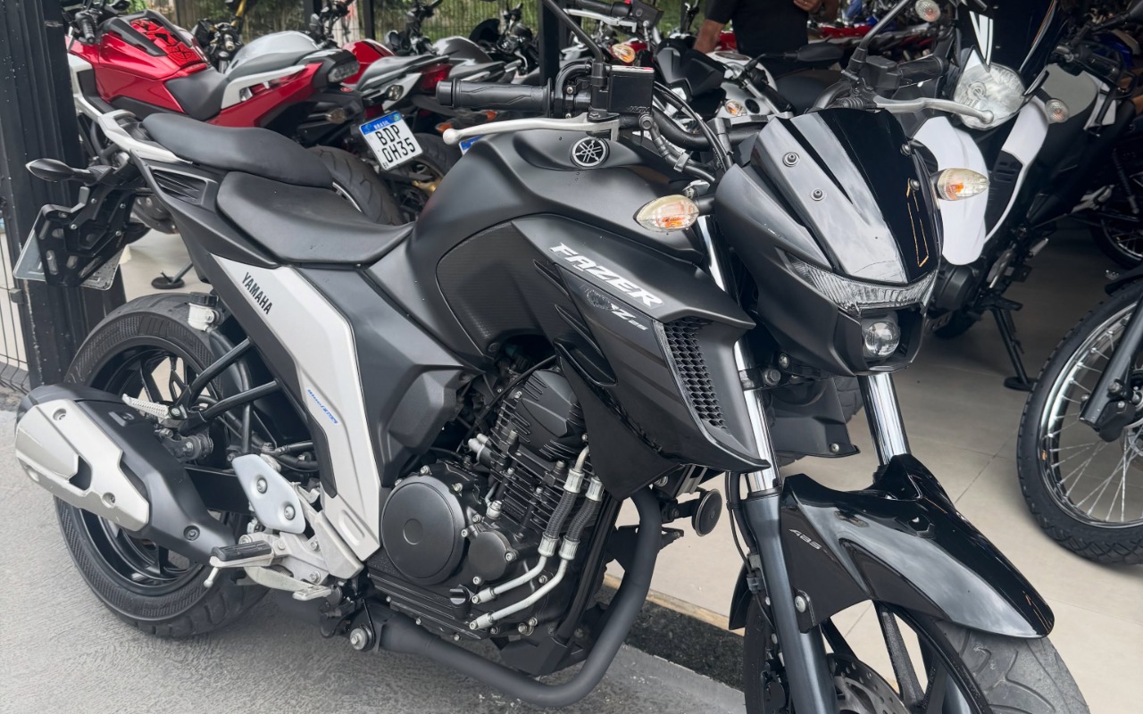 imagem-https://www.socarrao.com.br/sc-vehicle-images-prod/3734906/1788968327474-Nzk3MjA1MjQ2XzE4MTI0MTQ4MjE1ODQyMjQ4XzQ3MDM0ODE4ODc5MTQwMjkxODJfbi5qcGc.jpg