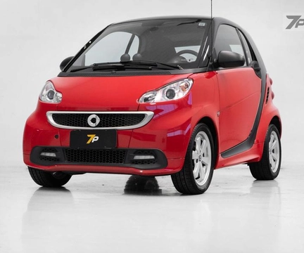 smart fortwo 2013 Vermelho — foto 1 de 3