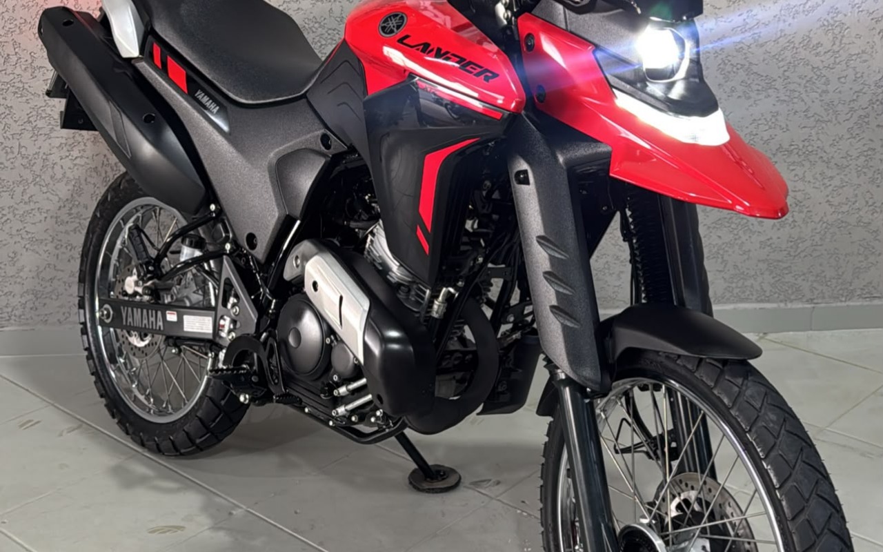imagem-https://www.socarrao.com.br/sc-vehicle-images-prod/3735035/1788968515631-V2hhdHNBcHAgSW1hZ2UgMjAyNi0wOS0wOCBhdCAxNy4xOC4yMy5qcGVn.jpeg