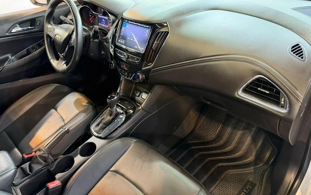 imagem-https://www.socarrao.com.br/sc-vehicle-images-prod/3735076/1789564037618-8459954_18_B_ca7fdc49c4.jpeg