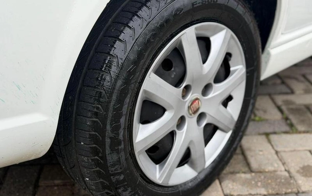 imagem-https://www.socarrao.com.br/sc-vehicle-images-prod/3735094/1790110127636-8426340_10_B_e6f1151048.jpeg