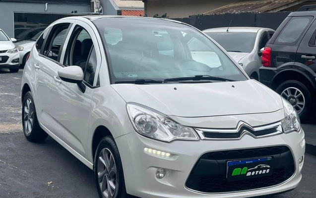 imagem-https://www.socarrao.com.br/sc-vehicle-images-prod/3735153/1789491027440-8459055_12_B_c1cc88f216.jpeg
