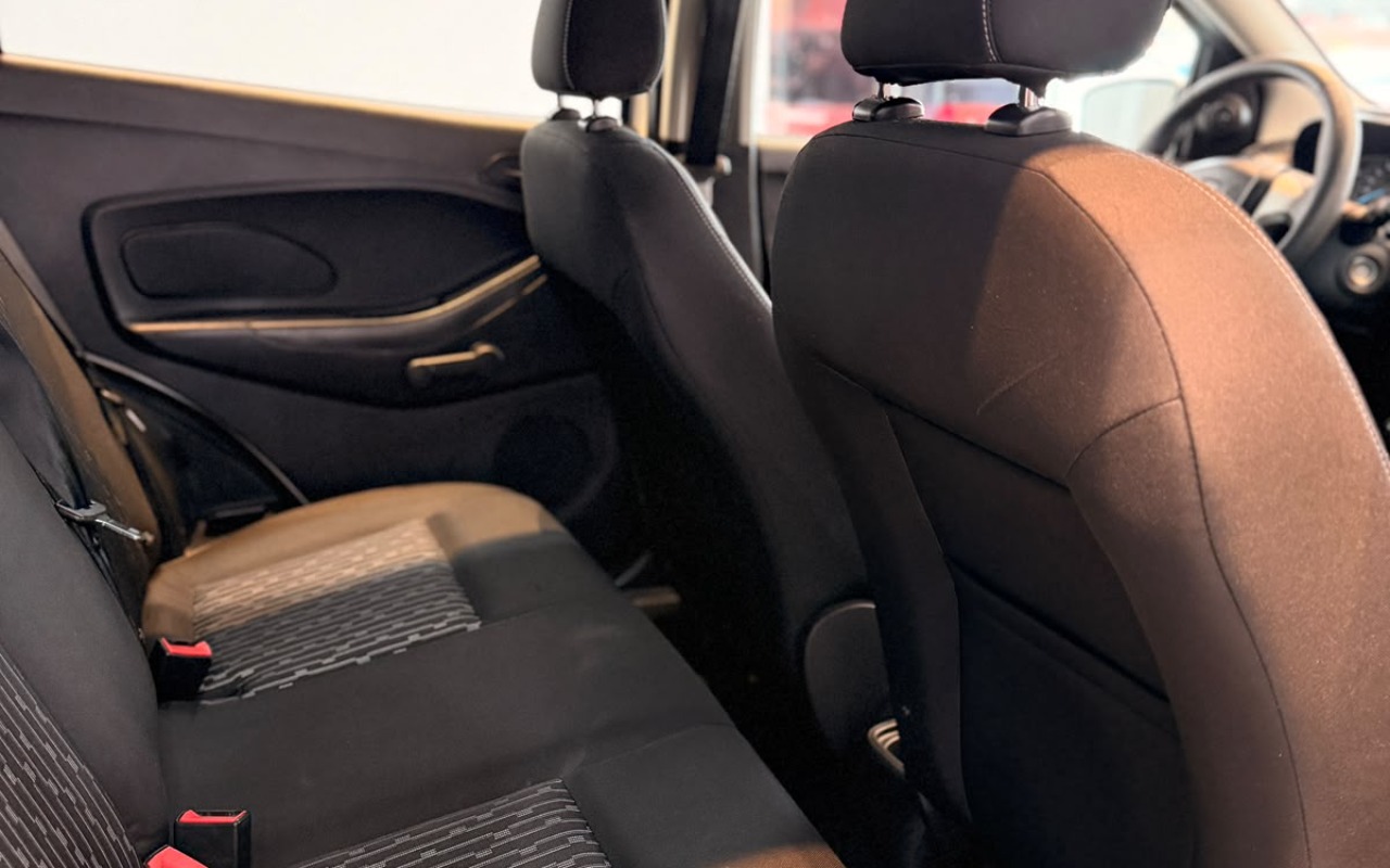 imagem-https://www.socarrao.com.br/sc-vehicle-images-prod/3735193/1788968939282-V2hhdHNBcHAgSW1hZ2UgMjAyNi0wOS0wOCBhdCAxMC4zMi40NiAoMikuanBlZw.jpeg