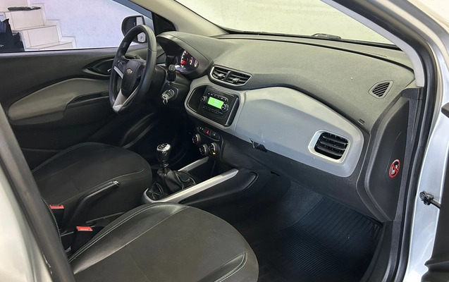 imagem-https://www.socarrao.com.br/sc-vehicle-images-prod/3735429/1788969673529-dfae9045-a7fe-4227-b8de-cf2d5fef2025.jpeg