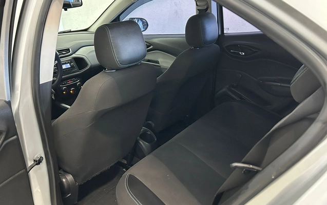 imagem-https://www.socarrao.com.br/sc-vehicle-images-prod/3735429/1788969673532-14ce02ae-37a5-465f-ba59-fd63f67d97ae.jpeg