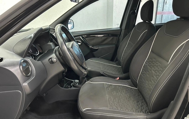 imagem-https://www.socarrao.com.br/sc-vehicle-images-prod/3735430/1789132349758-91450b3b-ef3b-4985-8c4f-02f468d84fa9.jpeg