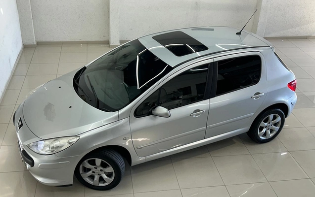 imagem-https://www.socarrao.com.br/sc-vehicle-images-prod/3735435/1788969699151-53d813ec-584e-4d28-b8e9-209ef3b1ec59.jpeg