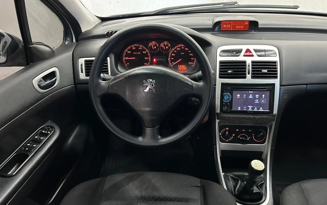 imagem-https://www.socarrao.com.br/sc-vehicle-images-prod/3735435/1788969699163-961fd219-3abf-4a80-bb74-c5a426987d79.jpeg