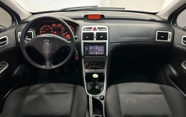 imagem-https://www.socarrao.com.br/sc-vehicle-images-prod/3735435/1788969699164-63fe98e8-996c-4ca8-b8a9-c0e3e311b3d5.jpeg