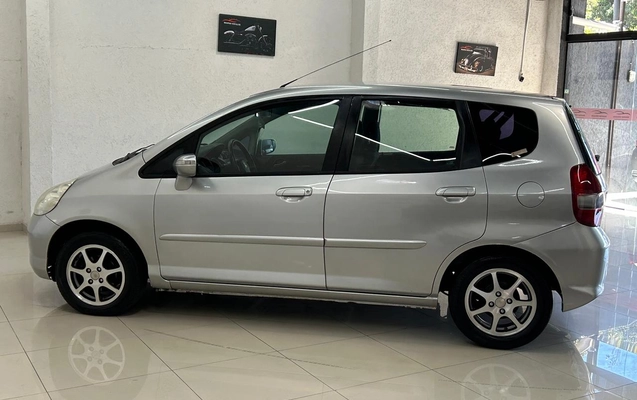 imagem-https://www.socarrao.com.br/sc-vehicle-images-prod/3735436/1788969712738-df5b9668-0522-4ad6-bdcd-eebe26a7ded8.jpeg