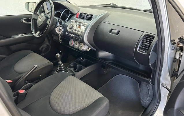 imagem-https://www.socarrao.com.br/sc-vehicle-images-prod/3735436/1788969712741-55aeb264-0be2-4a89-8942-af009a2288e4.jpeg
