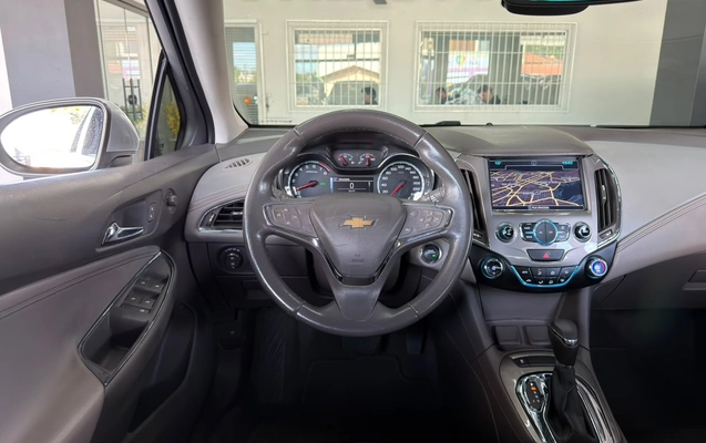 imagem-https://www.socarrao.com.br/sc-vehicle-images-prod/3735517/1788970057294-003_51c54dd1b5f3dd163c9d968f5502e2d2.jpeg