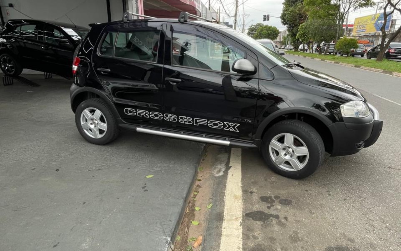 imagem-https://www.socarrao.com.br/sc-vehicle-images-prod/3735561/1788970417135-MzUzLmpwZWc.jpeg