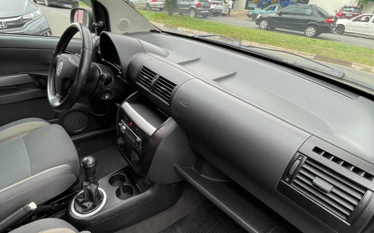 imagem-https://www.socarrao.com.br/sc-vehicle-images-prod/3735561/1788970417312-NDMuanBlZw.jpeg
