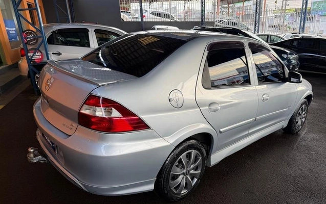 imagem-https://www.socarrao.com.br/sc-vehicle-images-prod/3735742/1788970866534-8454737_8_B_3aecd71fab.jpeg
