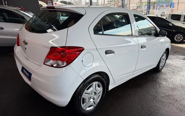 imagem-https://www.socarrao.com.br/sc-vehicle-images-prod/3735913/1789058400604-8457574_3_B_bc98a34296.jpeg