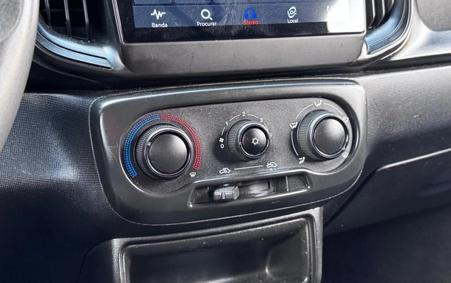 imagem-https://www.socarrao.com.br/sc-vehicle-images-prod/3736182/1789069087262-8436689_11_B_89bc45bdd4.jpeg