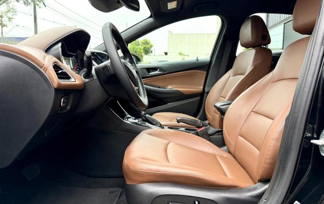 imagem-https://www.socarrao.com.br/sc-vehicle-images-prod/3736184/1789655415774-8417985_13_B_9e26b3f960.jpeg