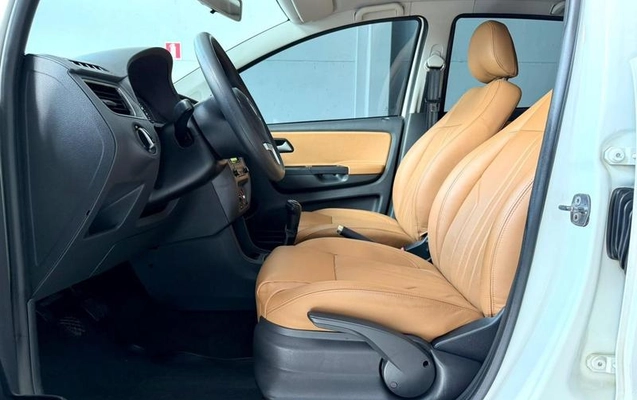 imagem-https://www.socarrao.com.br/sc-vehicle-images-prod/3736196/1789032891624-8409256_11_B_3006c7239c.jpeg