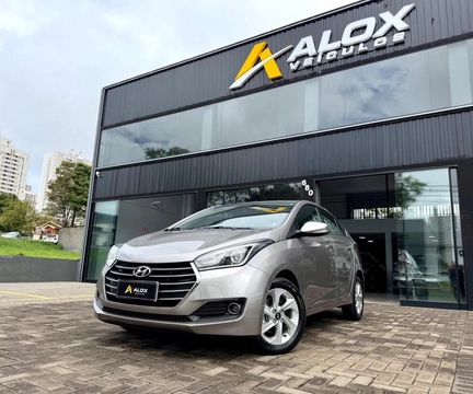 Hyundai HB20S 2018 Prata — foto 1 de 3