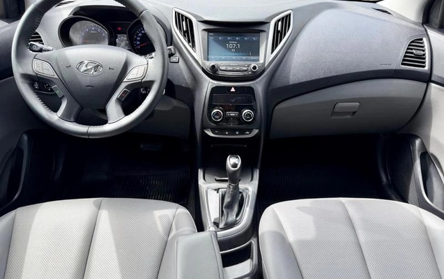 imagem-https://www.socarrao.com.br/sc-vehicle-images-prod/3736198/1789487613451-8449875_9_B_f4a6c3d0fc.jpeg