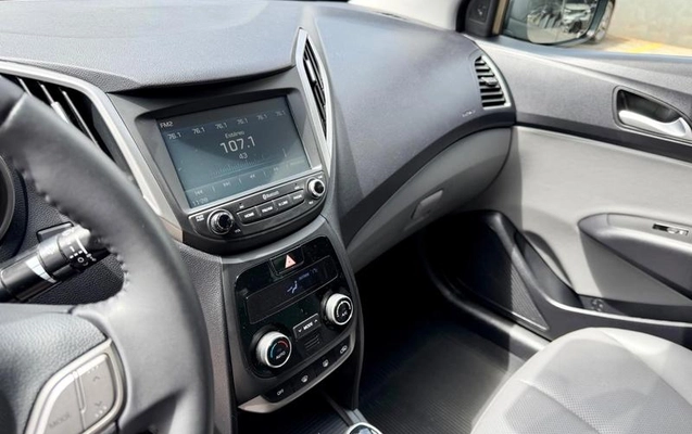 imagem-https://www.socarrao.com.br/sc-vehicle-images-prod/3736198/1789487613457-8449875_12_B_00c6baa8c9.jpeg