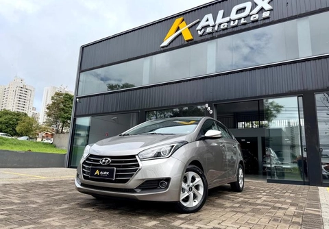 Hyundai HB20S 2018 Prata — foto 1 de 3