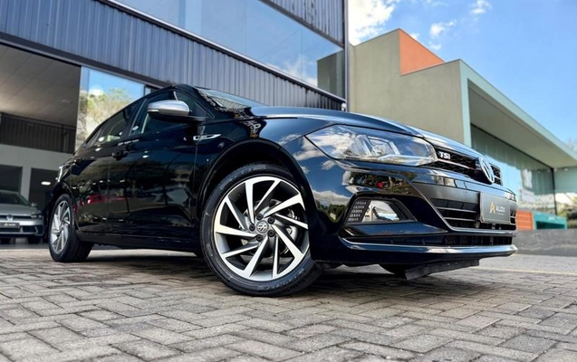 imagem-https://www.socarrao.com.br/sc-vehicle-images-prod/3736201/1789586527910-8449521_3_B_2c0a9b83b5.jpeg
