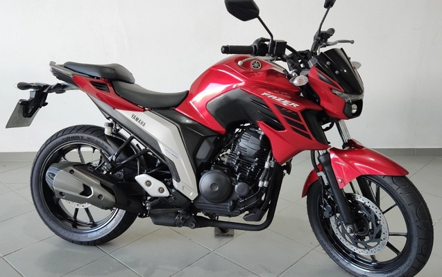 imagem-https://www.socarrao.com.br/sc-vehicle-images-prod/3736443/1788972769554-V2hhdHNBcHAgSW1hZ2UgMjAyNS0xMC0wMSBhdCAxMi4wNi4xMiAoMykuanBlZw.jpeg