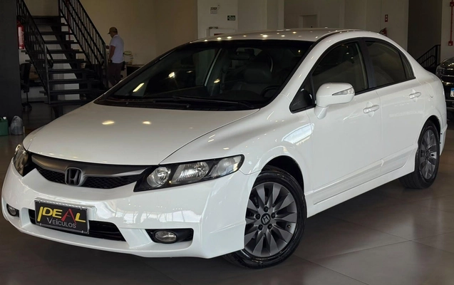 imagem-https://www.socarrao.com.br/sc-vehicle-images-prod/3736446/1788972771101-ba85d7002dc44531ba659acdf3b77f54_1788972728131.jpg