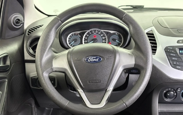imagem-https://www.socarrao.com.br/sc-vehicle-images-prod/3736553/1789590898166-7eddadf8-8079-c14a-ce5c-ebac47e5cb57-whatsappimage2026-09-16at1518351jpeg.jpg