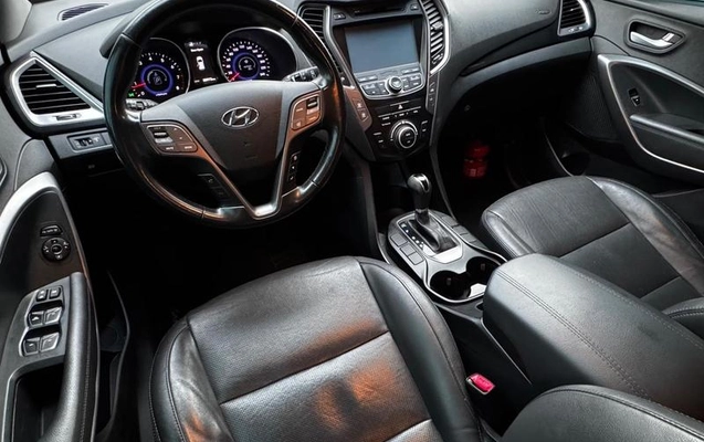 imagem-https://www.socarrao.com.br/sc-vehicle-images-prod/3736579/1789654450978-8450117_4_B_7727a5778d.jpeg