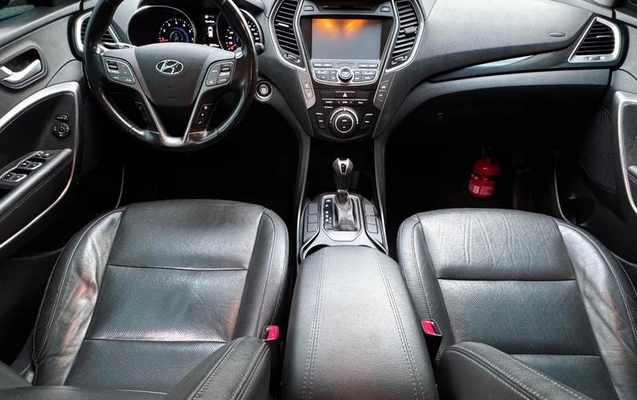 imagem-https://www.socarrao.com.br/sc-vehicle-images-prod/3736579/1789654450986-8450117_17_B_62e0834e92.jpeg