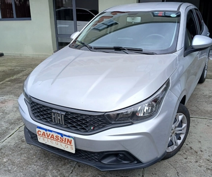 Fiat Argo DRIVE 1.0 6V Flex 2023 Prata — foto 1 de 3