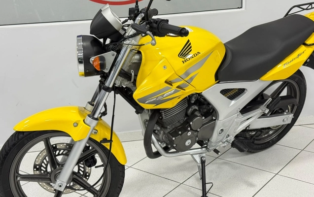 imagem-https://www.socarrao.com.br/sc-vehicle-images-prod/3736764/1788980533822-V2hhdHNBcHAgSW1hZ2UgMjAyNi0wOS0wOSBhdCAxNS41Ny40NCAoMikuanBlZw.jpeg