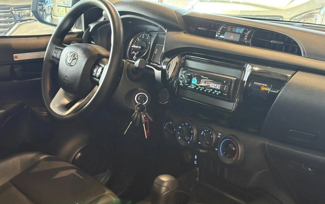 imagem-https://www.socarrao.com.br/sc-vehicle-images-prod/3736766/1788973748932-df2061c60e174d6ebc817728a751957a_1788973738022.jpg