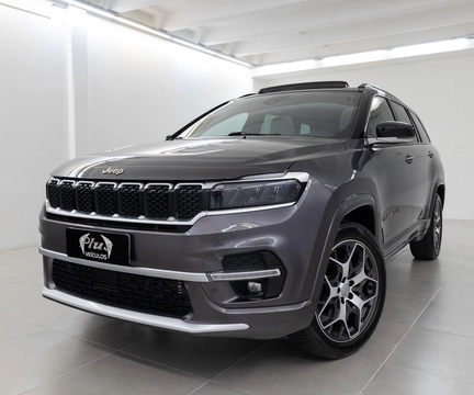 Jeep Commander 2022 Cinza — foto 1 de 3