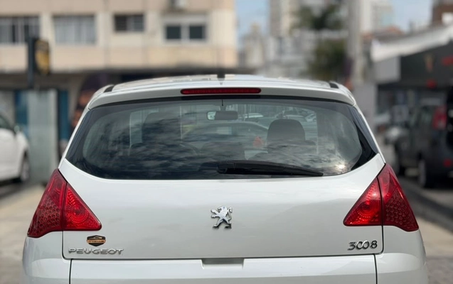 imagem-https://www.socarrao.com.br/sc-vehicle-images-prod/3736823/1789474771618-gb-62893a4.jpeg