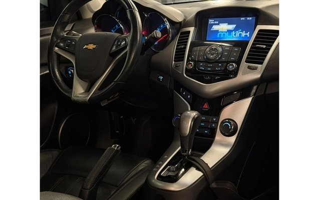 imagem-https://www.socarrao.com.br/sc-vehicle-images-prod/3737001/1788974334328-10_050453.jpg