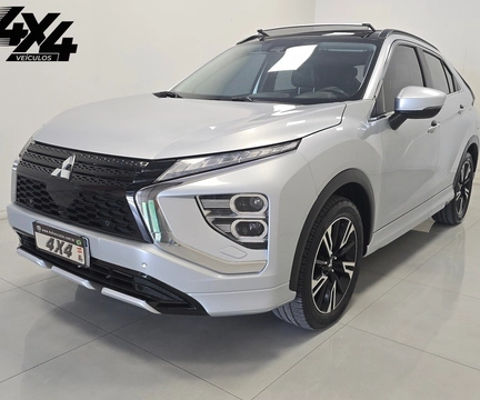 Mitsubishi Eclipse Cross 2023 Prata — foto 1 de 3