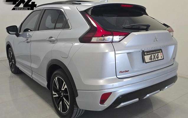 imagem-https://www.socarrao.com.br/sc-vehicle-images-prod/3737011/1789480515168-29cab0d0e79846b8acb67734b60cf09a_1788974223425.jpg