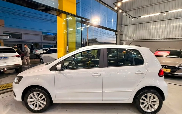 imagem-https://www.socarrao.com.br/sc-vehicle-images-prod/3737042/1788974641548-eaa2c076-62f8-405e-9507-a46feefb6ca7.jpg