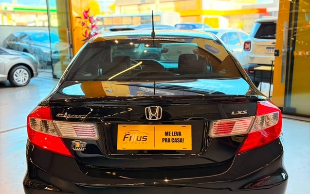 imagem-https://www.socarrao.com.br/sc-vehicle-images-prod/3737061/1788974666980-6f65106a-789a-494d-b01a-dac5f86748f2.jpg