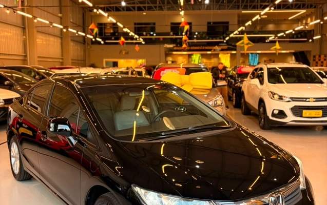 imagem-https://www.socarrao.com.br/sc-vehicle-images-prod/3737061/1788974666983-d173a27c-e63a-43ff-8d37-09fb76e9442b.jpg